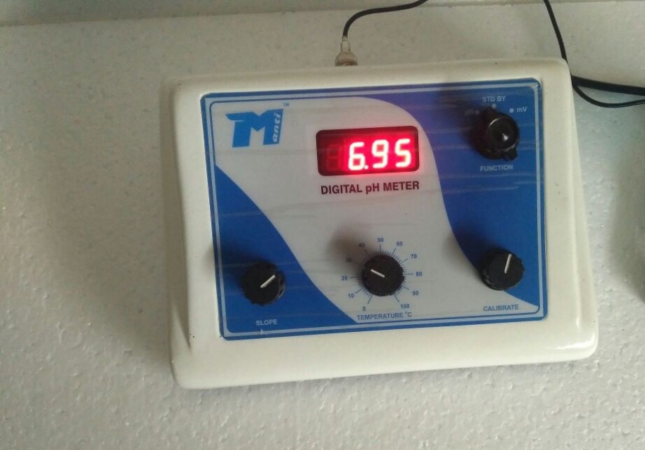 Digital PH Meter-Item Code: MT-103
